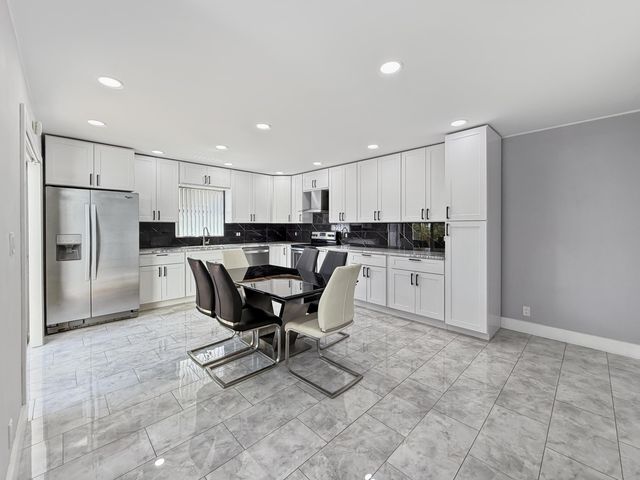 1251 S Federal Highway 114, Boca Raton, FL 33432