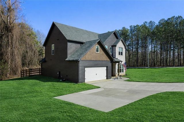 24 Plantation Oaks Drive, Rockmart, GA 30153