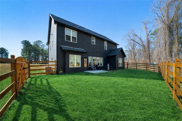 24 Plantation Oaks Drive, Rockmart, GA 30153