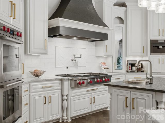 200 Oakmont Lane, Waxhaw, NC 28173