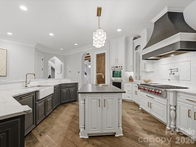 200 Oakmont Lane, Waxhaw, NC 28173