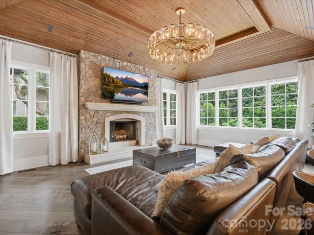 200 Oakmont Lane, Waxhaw, NC 28173