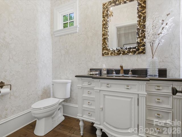 200 Oakmont Lane, Waxhaw, NC 28173