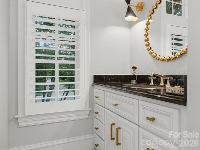 200 Oakmont Lane, Waxhaw, NC 28173