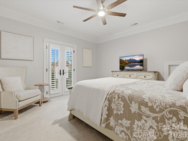 200 Oakmont Lane, Waxhaw, NC 28173