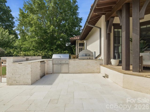 200 Oakmont Lane, Waxhaw, NC 28173