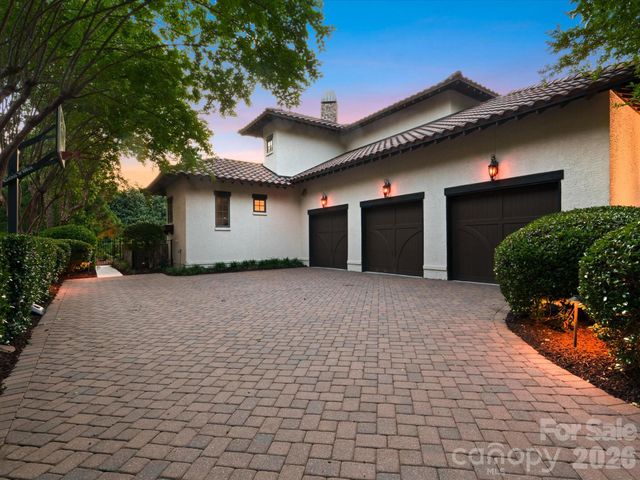 200 Oakmont Lane, Waxhaw, NC 28173
