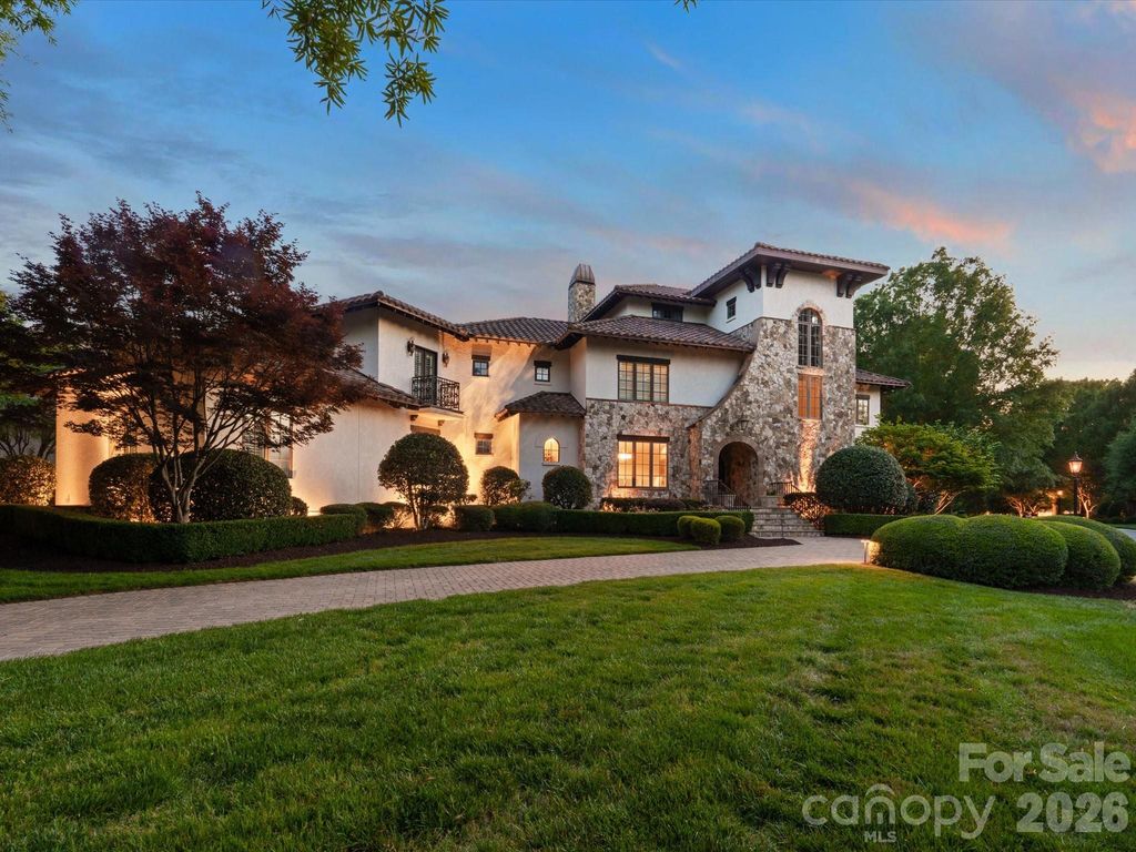 200 Oakmont Lane, Waxhaw, NC 28173