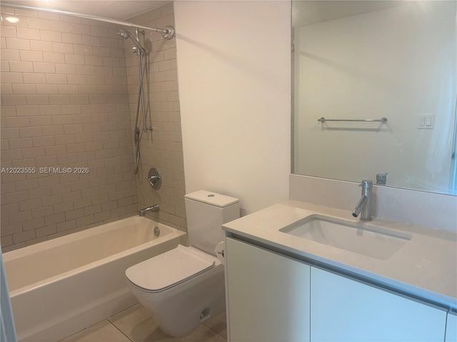 1025 92 St 502, Bay Harbor Islands, FL 33154