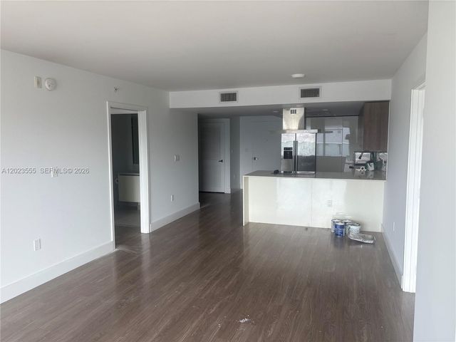 1025 92 St 502, Bay Harbor Islands, FL 33154