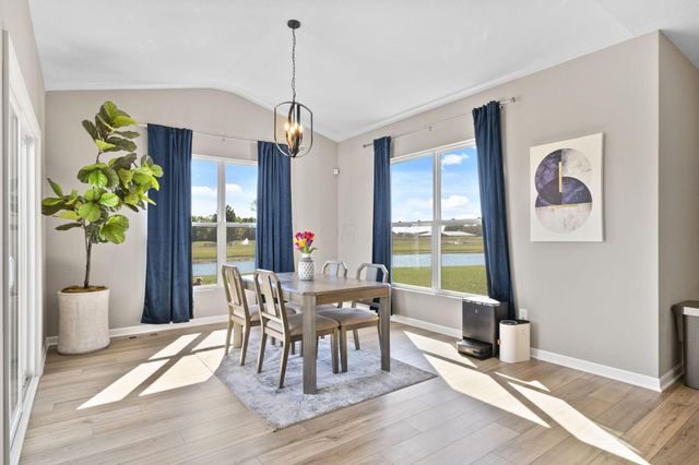 62 Sienna Glenn Drive, Lewis Center, OH 43035