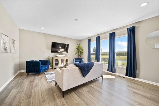 62 Sienna Glenn Drive, Lewis Center, OH 43035