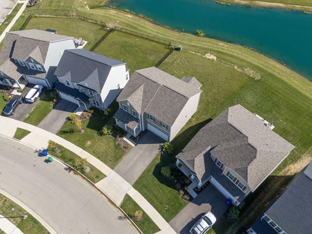 62 Sienna Glenn Drive, Lewis Center, OH 43035