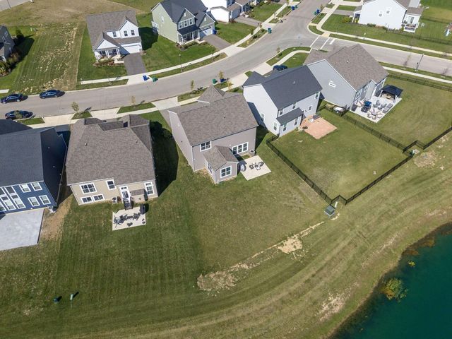 62 Sienna Glenn Drive, Lewis Center, OH 43035