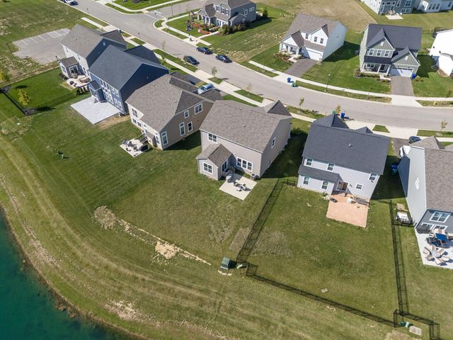 62 Sienna Glenn Drive, Lewis Center, OH 43035