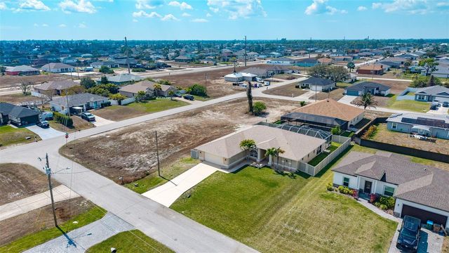 2422 NW 20TH PLACE, Cape Coral, FL 33993