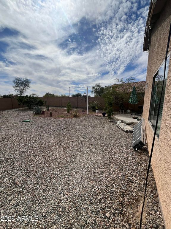 Image 29 of property listing at 24819 W WAYLAND Drive, Buckeye, AZ 85326