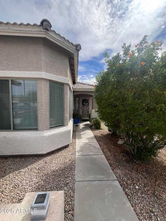 Image 3 of property listing at 24819 W WAYLAND Drive, Buckeye, AZ 85326