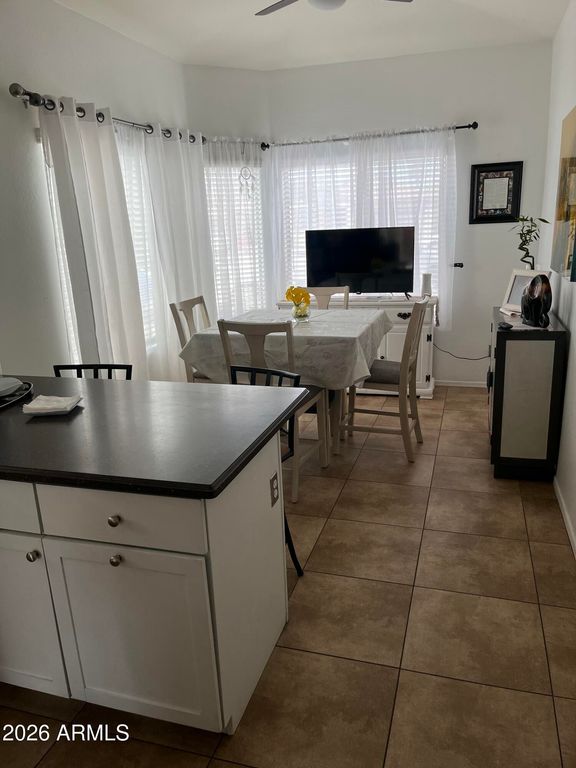 Image 8 of property listing at 24819 W WAYLAND Drive, Buckeye, AZ 85326