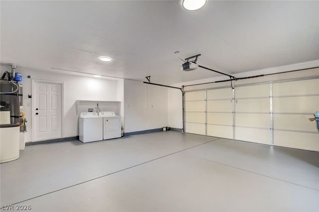 6987 Emerald Springs Lane, Las Vegas, NV 89113