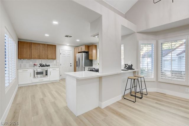 6987 Emerald Springs Lane, Las Vegas, NV 89113