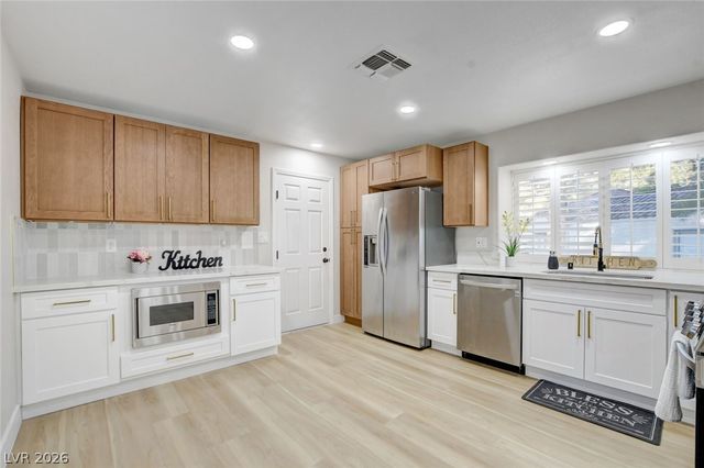 6987 Emerald Springs Lane, Las Vegas, NV 89113