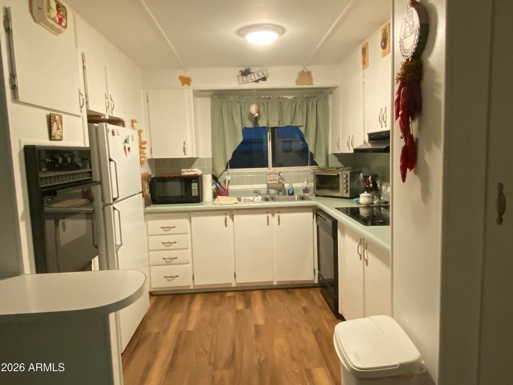 Image 22 of property listing at 1855 W WICKENBURG Way 133, Wickenburg, AZ 85390