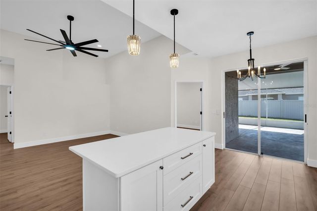 10323 GOLDENBROOK WAY, Tampa, FL 33647