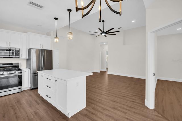 10323 GOLDENBROOK WAY, Tampa, FL 33647