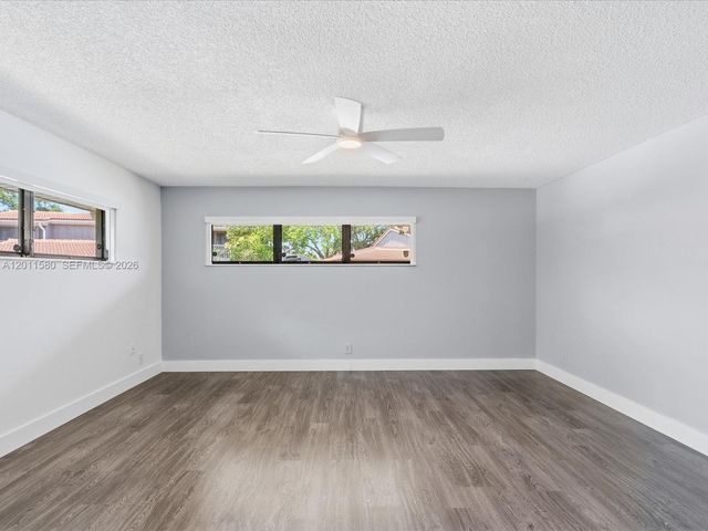 110 Dunwoody Ln 16-88, Hollywood, FL 33021