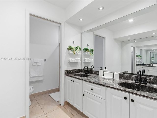 110 Dunwoody Ln 16-88, Hollywood, FL 33021