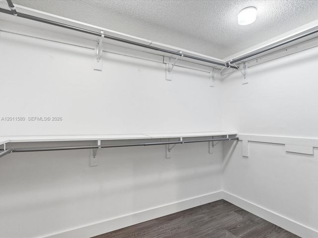 110 Dunwoody Ln 16-88, Hollywood, FL 33021