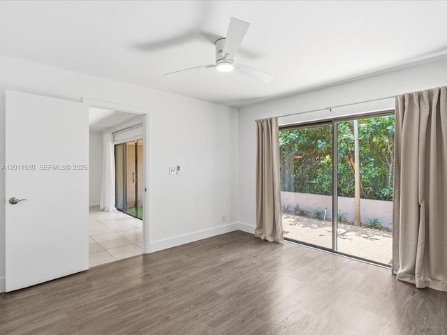 110 Dunwoody Ln 16-88, Hollywood, FL 33021