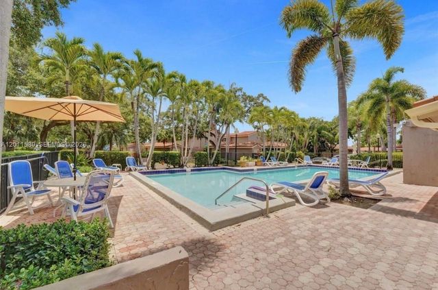 110 Dunwoody Ln 16-88, Hollywood, FL 33021