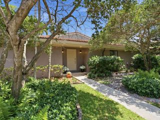 110 Dunwoody Ln 16-88, Hollywood, FL 33021