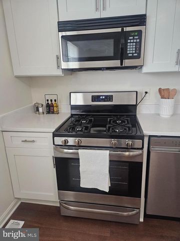 1320 HARFORD SQUARE DR, Edgewood, MD 21040