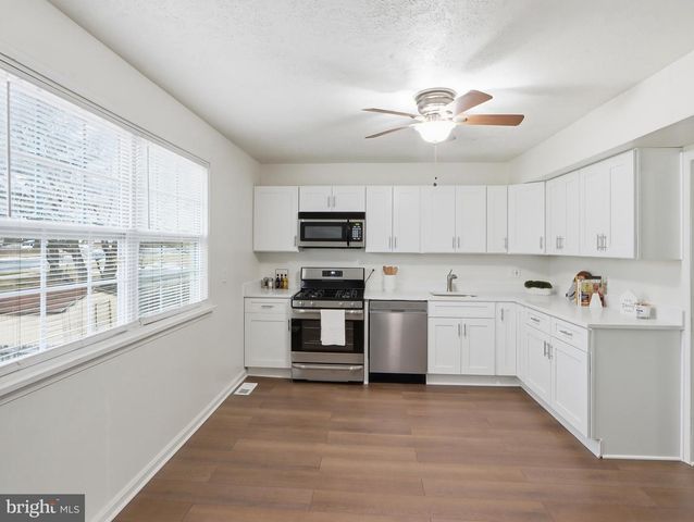 1320 HARFORD SQUARE DR, Edgewood, MD 21040