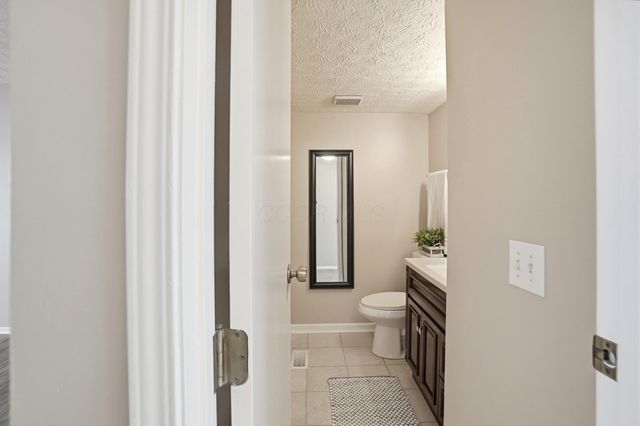 1005 Syracuse Lane, 5D, Westerville, OH 43081