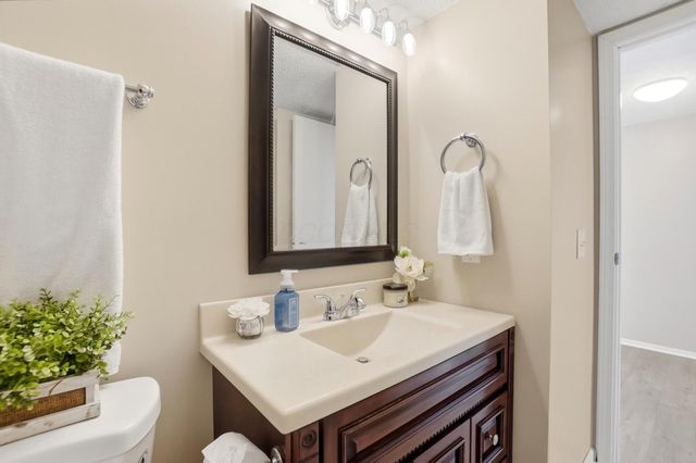 1005 Syracuse Lane, 5D, Westerville, OH 43081