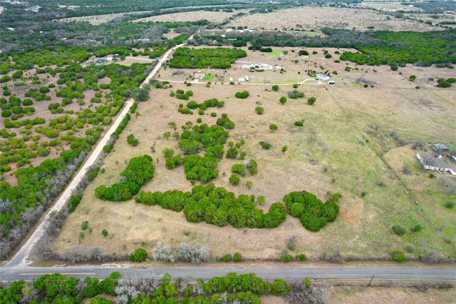 5025 County Road 200 RD, Liberty Hill, TX 78642