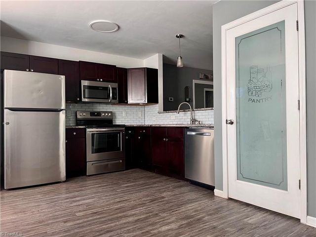 2531 Henley Lane, Walkertown, NC 27051