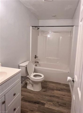 2531 Henley Lane, Walkertown, NC 27051