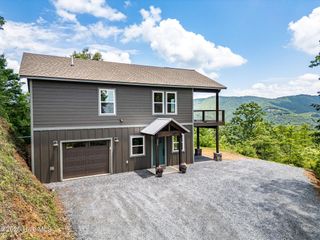 300 Sugarwood Drive, Murphy, NC 28906