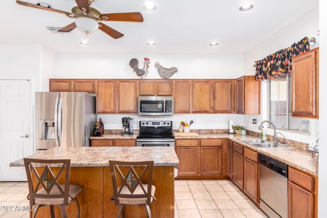 1033 S FRESNO Street, Chandler, AZ 85286