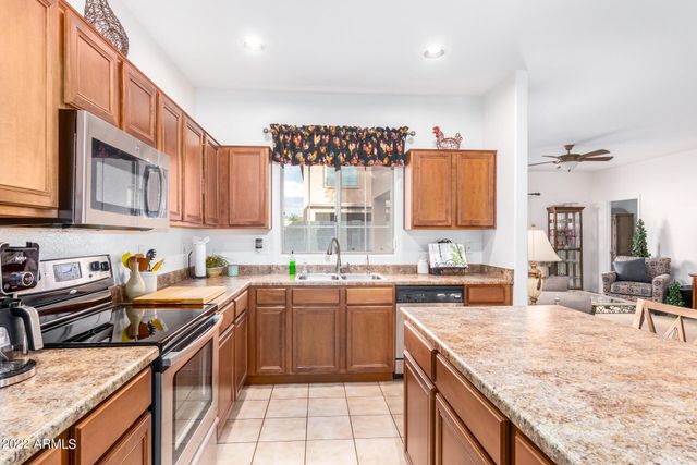 1033 S FRESNO Street, Chandler, AZ 85286