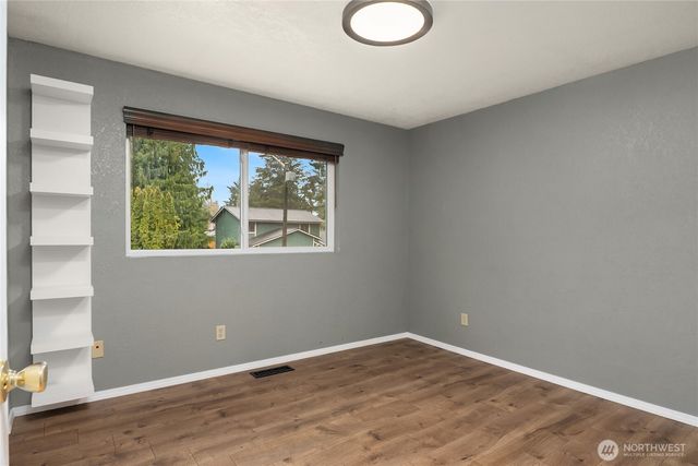 33500 PL SW 33rd, Federal Way, WA 98023