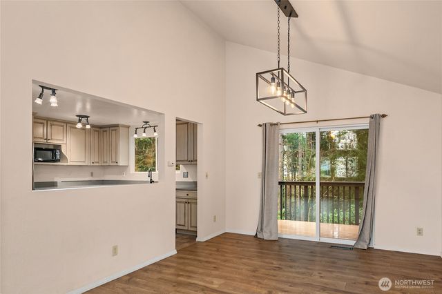 33500 PL SW 33rd, Federal Way, WA 98023