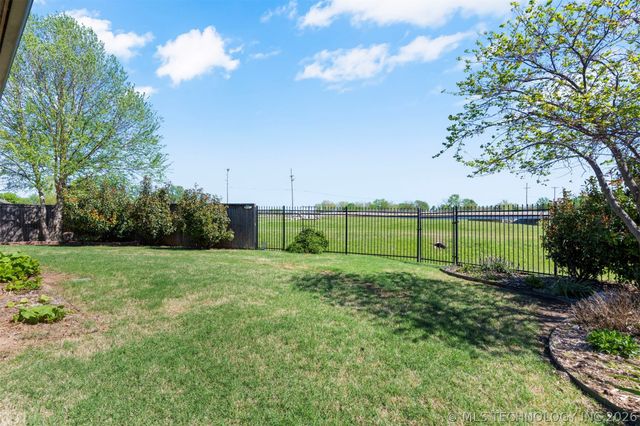 13155 S 68th East Avenue, Bixby, OK 74008