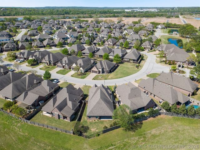 13155 S 68th East Avenue, Bixby, OK 74008