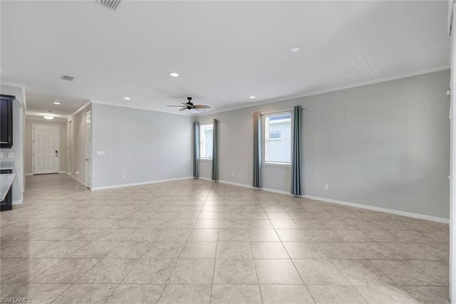 2899 Sunset Pointe CIR, Cape Coral, FL 33914